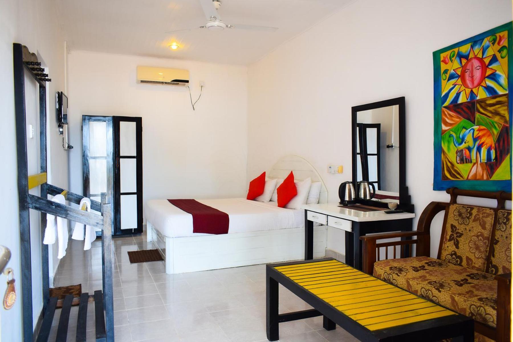 Golden Beach Cottages Trincomalee Exterior photo