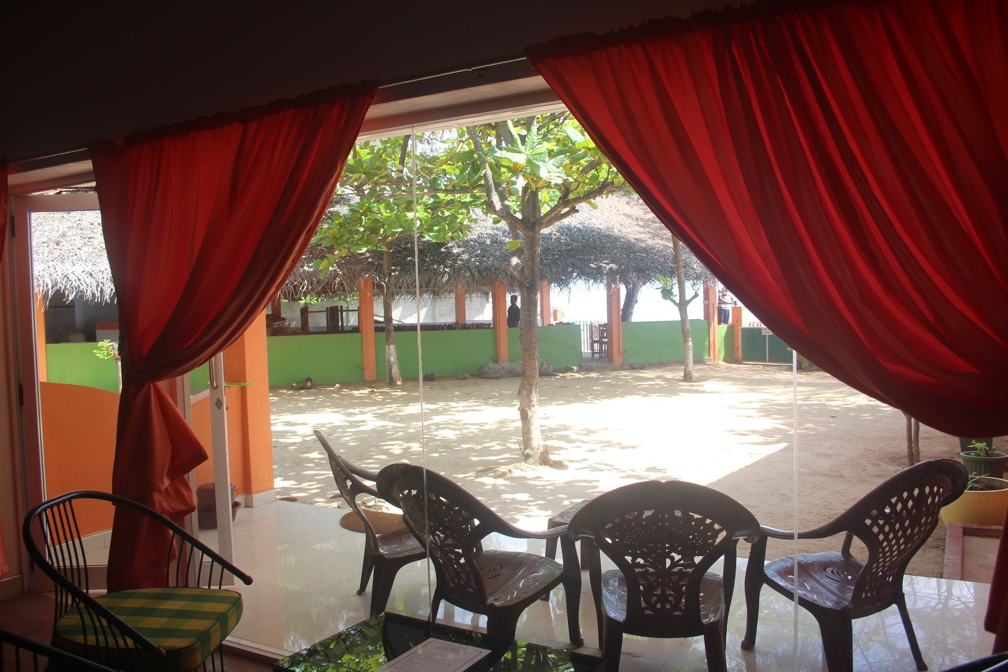 Golden Beach Cottages Trincomalee Exterior photo